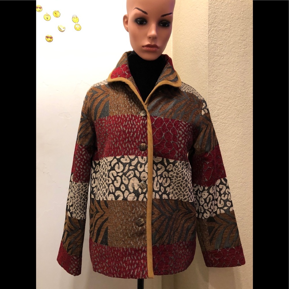 Beautiful White Stag Mix Tapestry Jacket!!